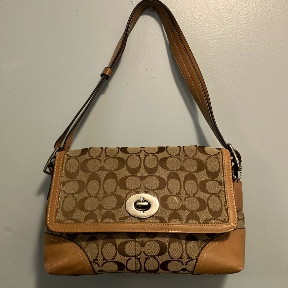 Coach Hampton khaki/ camel signature jacquard